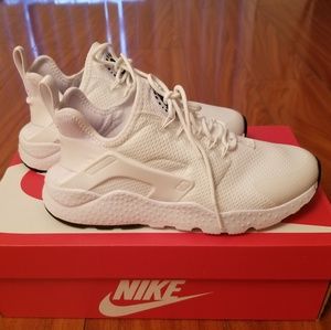 Nike Womens Air Hurrache Run Ultra